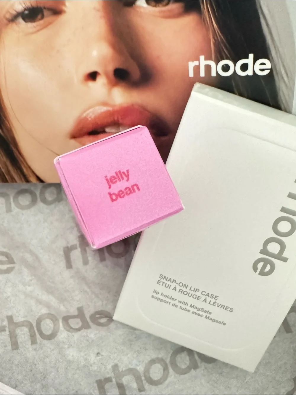 RHODE LIMITED EDITION SNAP ON LIP CASE + PEPTIDE LIP TINT IN JELLY BEAN